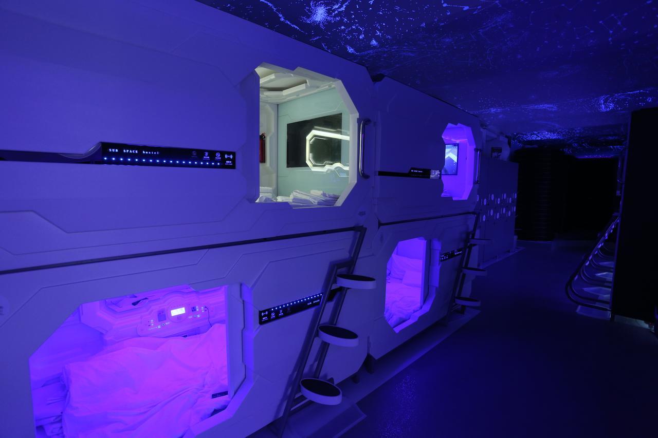 Subspace Hostel Загреб Екстериор снимка