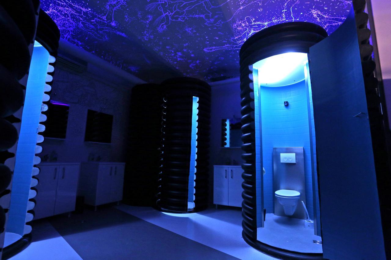 Subspace Hostel Загреб Екстериор снимка