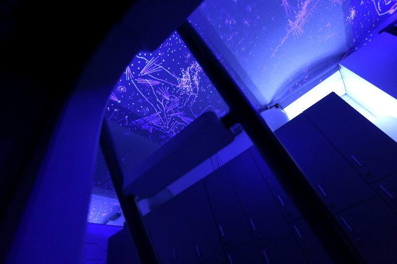 Subspace Hostel Загреб Екстериор снимка
